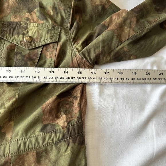 GUESS Women's Long Sleeve Army Floral Camo Lightweight Jacket Green X-Small - Picture 9 of 14